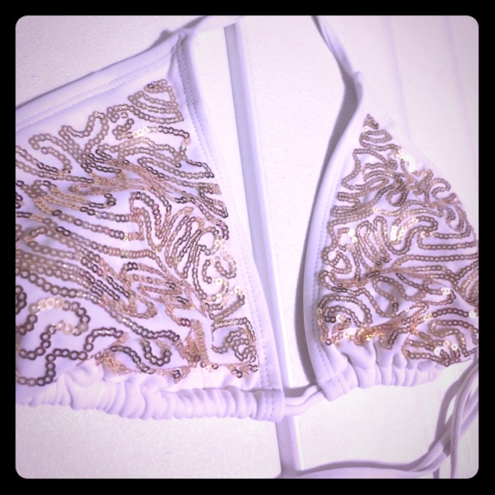Bikini bundle! Size medium